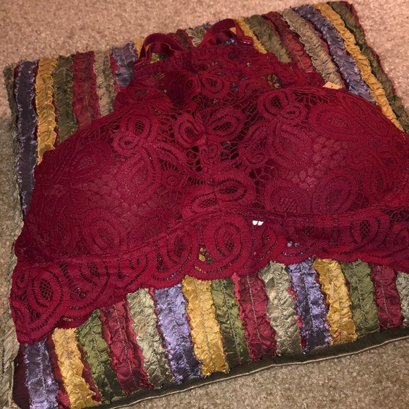 Victoria Secret - Picture 2 of 9